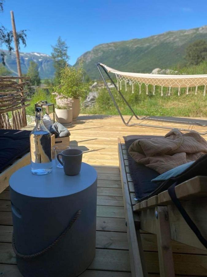 Sauefjoset - Idyllisk Gardstun Fra 1800-Tallet Skjåk 外观 照片